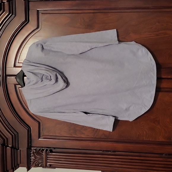 NWT CAITE embroidered hoodie. - Picture 5 of 9